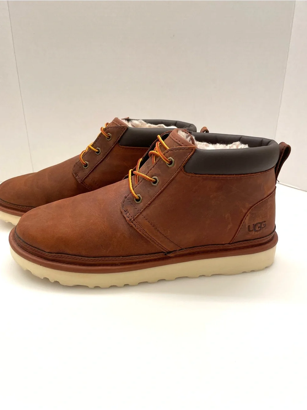 UGG Mens Neumel Utility Boot Sz 10 Ginger Leather Casual Fall Winter Activewear